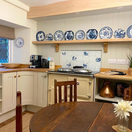 Charming Cottage In The Heart Of Sherborne Sherborne  Esterno foto
